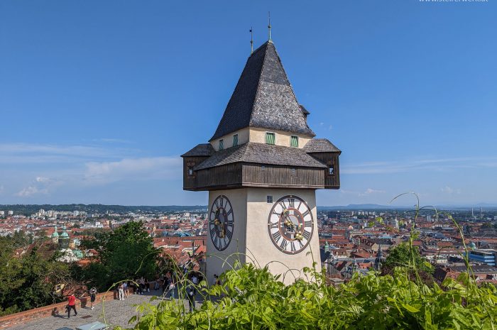 uhrturm-wahrzeichen-graz-144956082